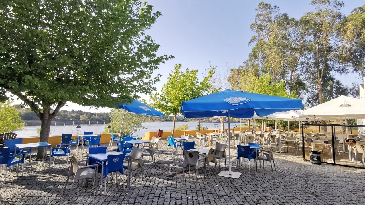 Photo of Outdoor in Avis