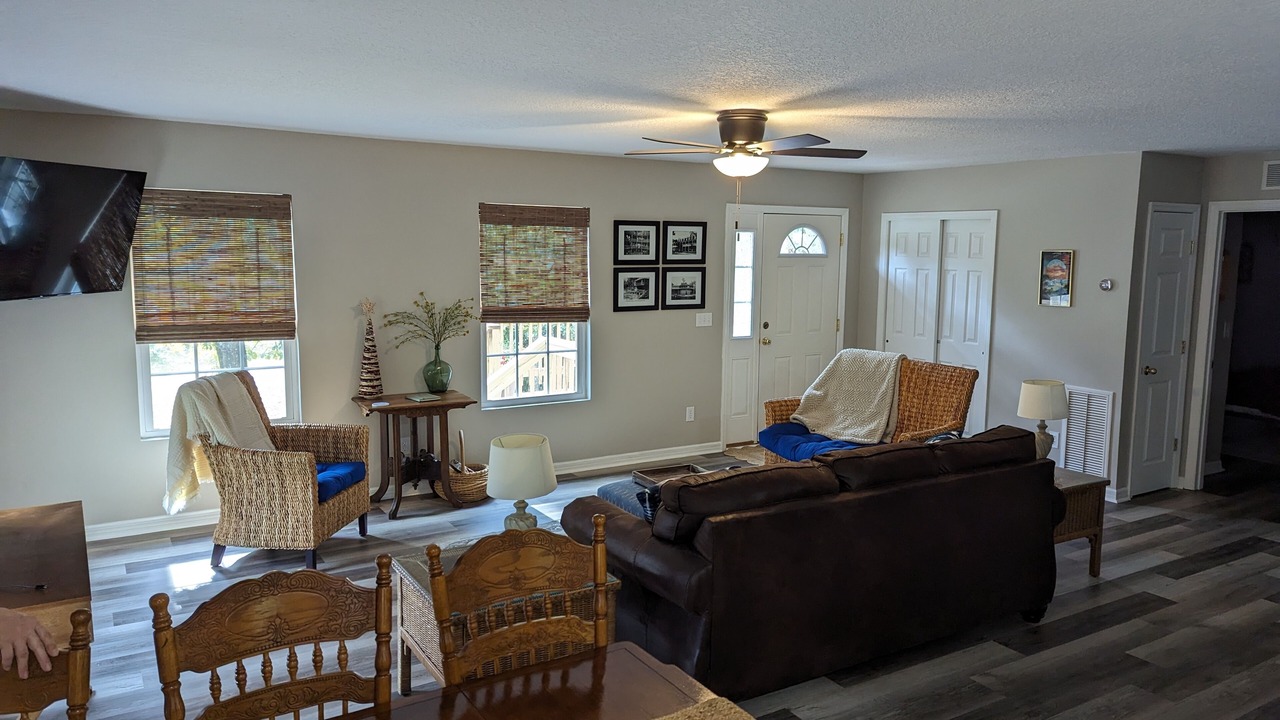 Photo of Livingroom in White Springs