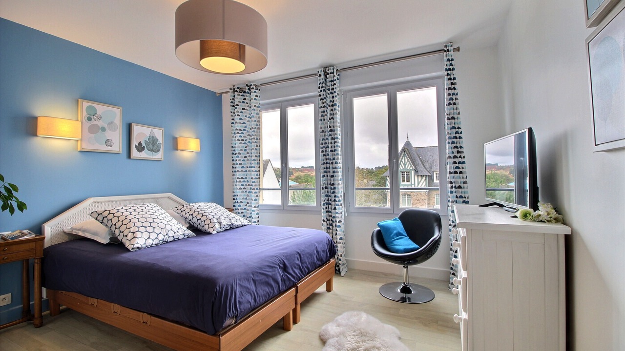 Photo of Bedroom in Sables-d'Or-les-Pins