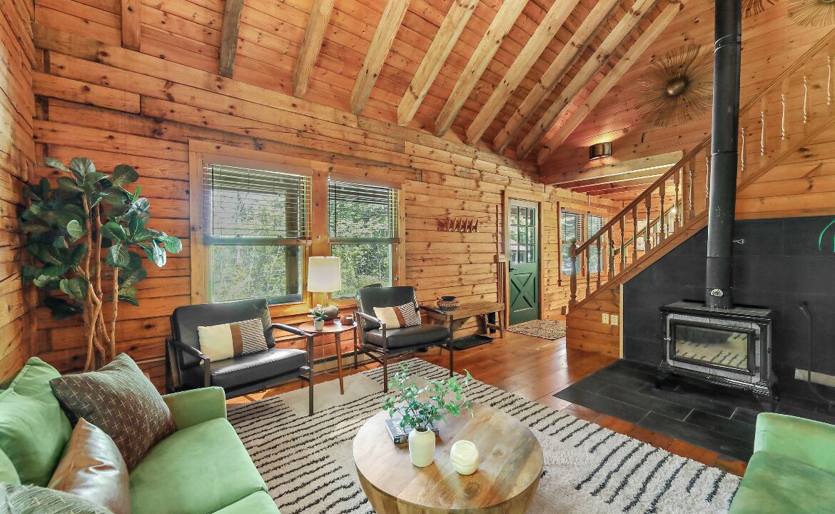 Photo of Livingroom in West Stockbridge