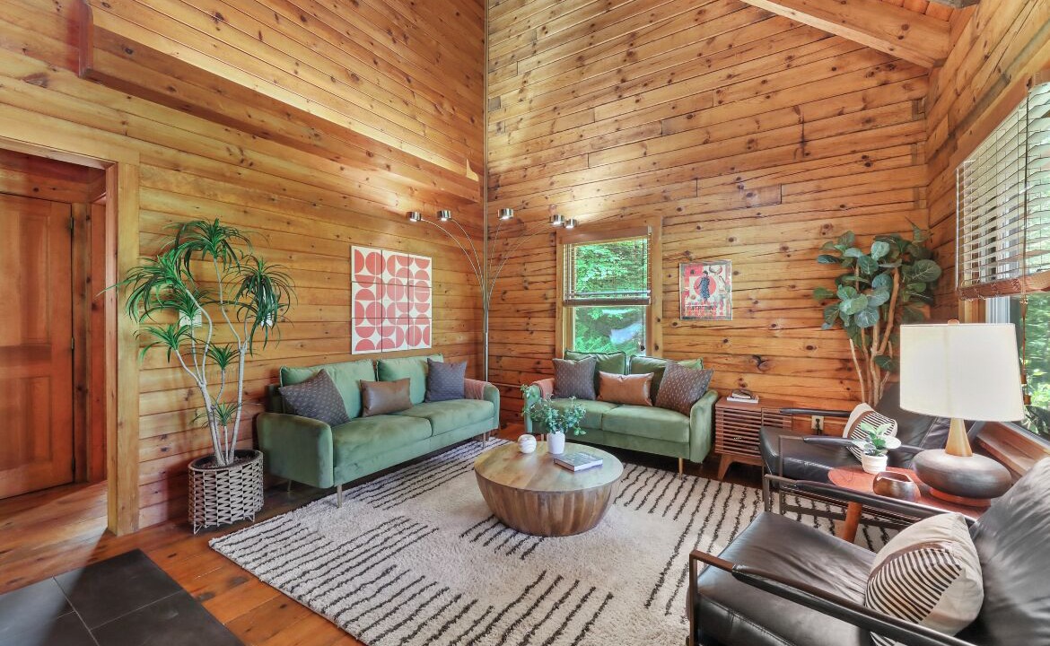 Photo of Livingroom in West Stockbridge