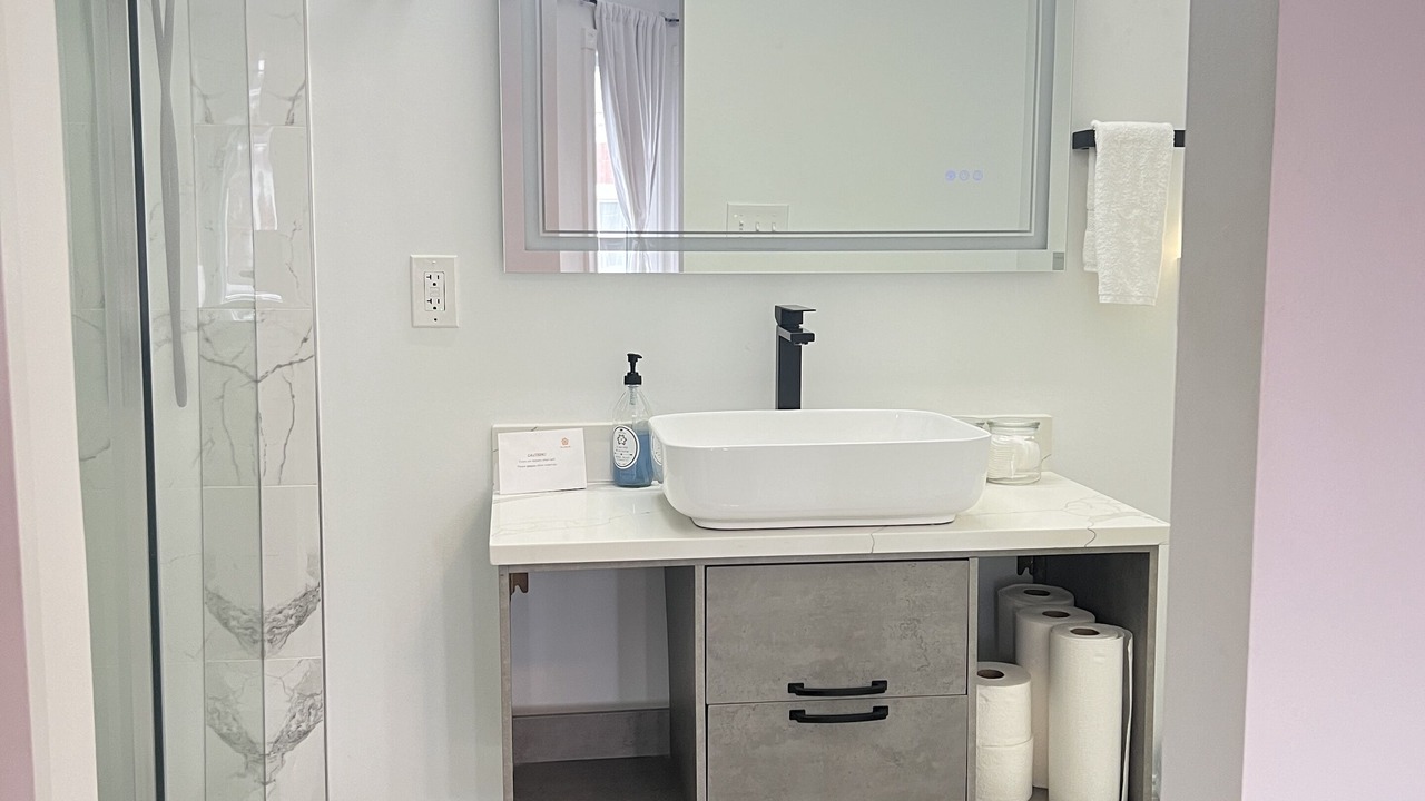 Photo of Bathroom in Truxton Circle