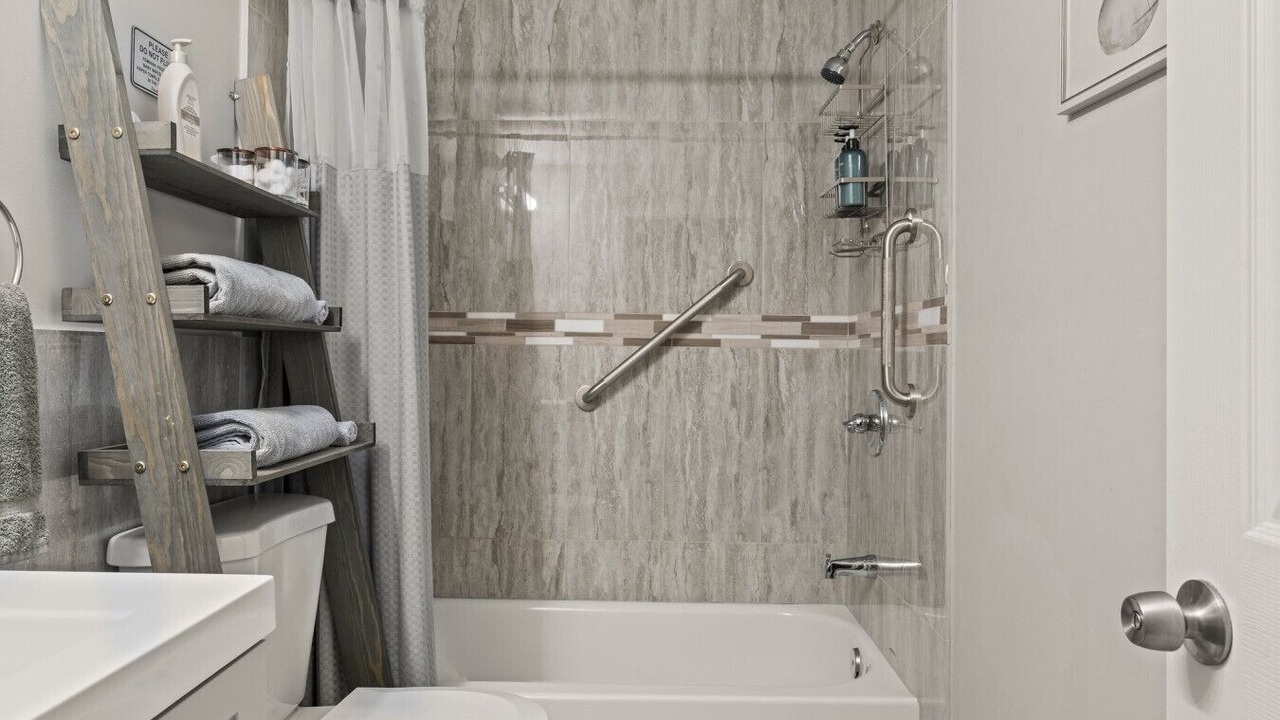 Photo of Bathroom in Olney-Oak Lane