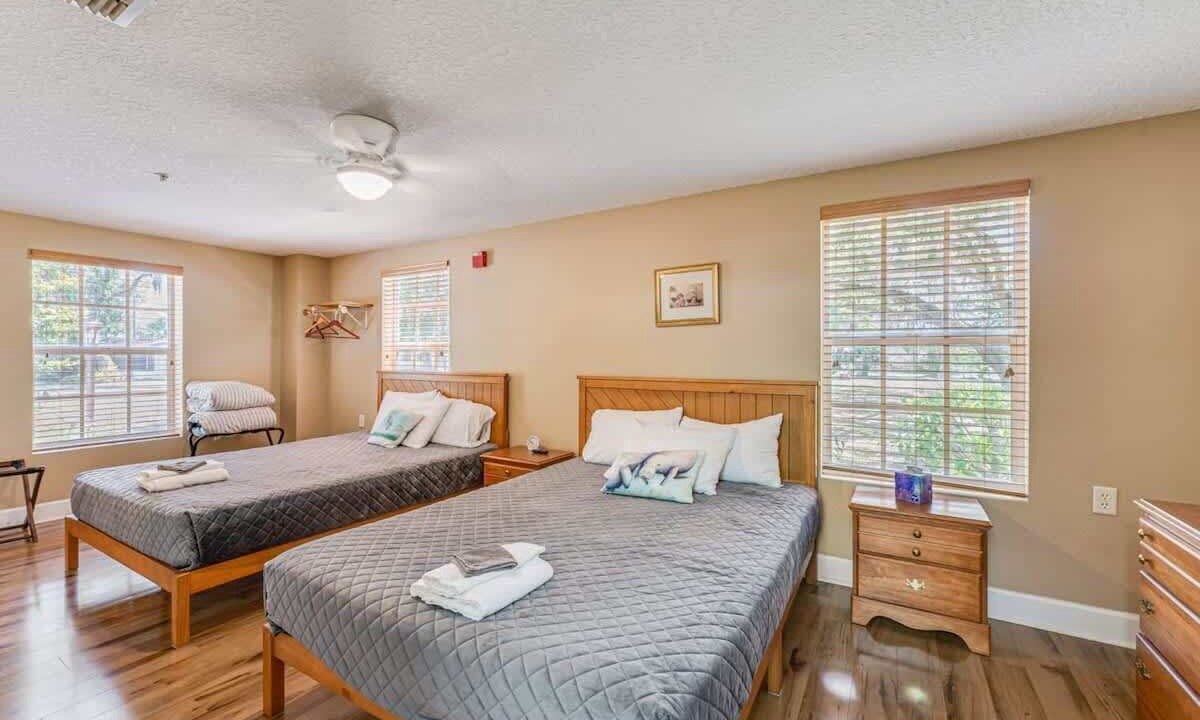 Photo of Bedroom in Chassahowitzka