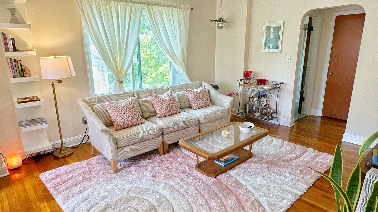 Photo of Livingroom in Grosse Pointe
