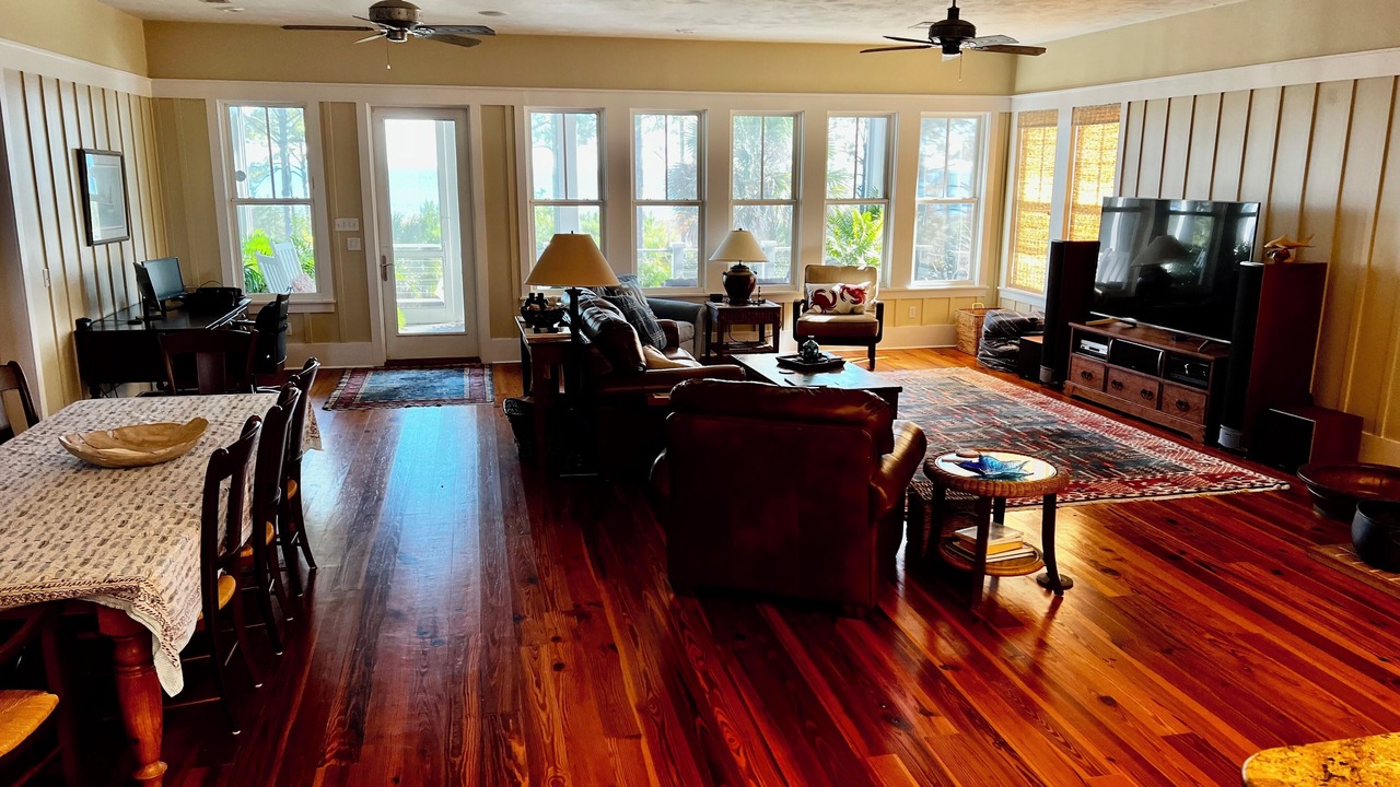 Photo of Bedroom in Carrabelle