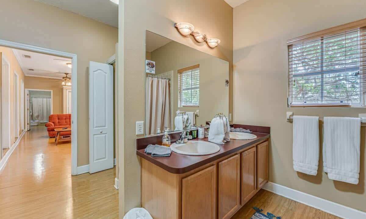 Photo of Bathroom in Chassahowitzka