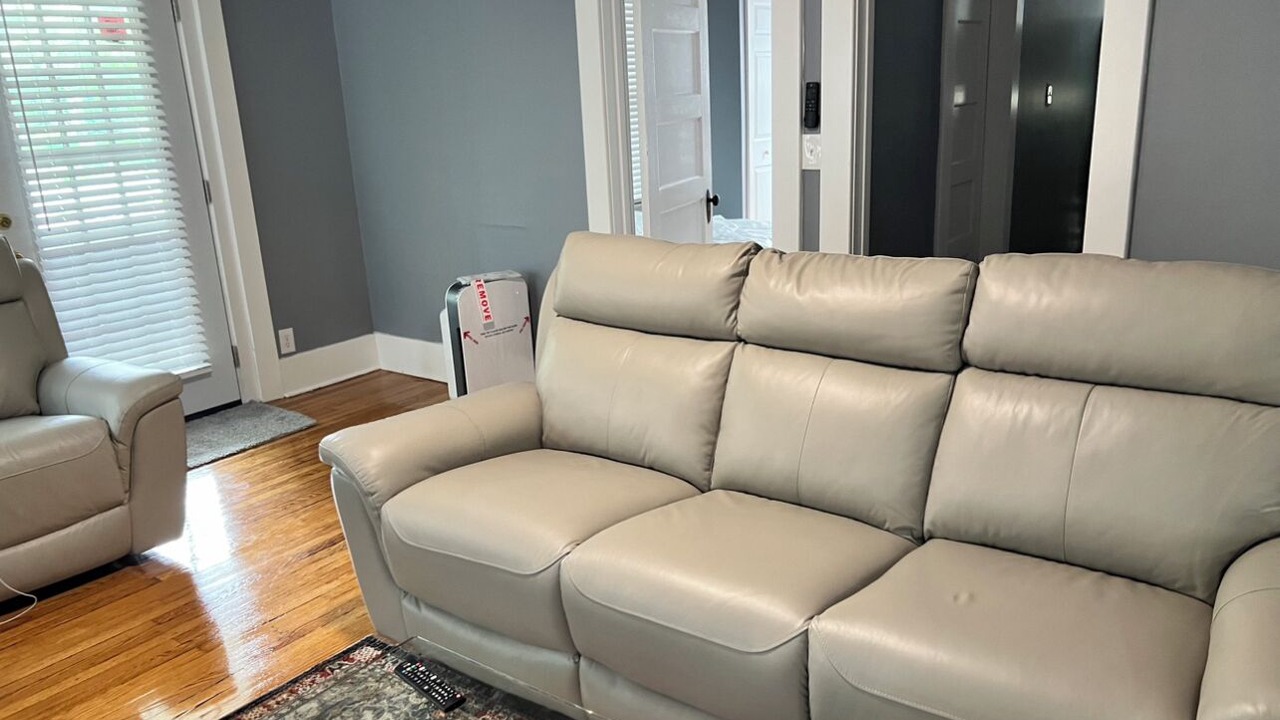 Photo of Livingroom in Eastside