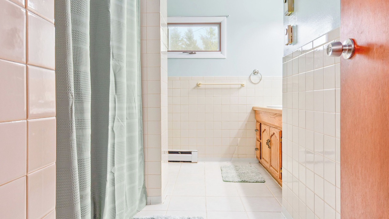 Photo of Bathroom in Coldwater