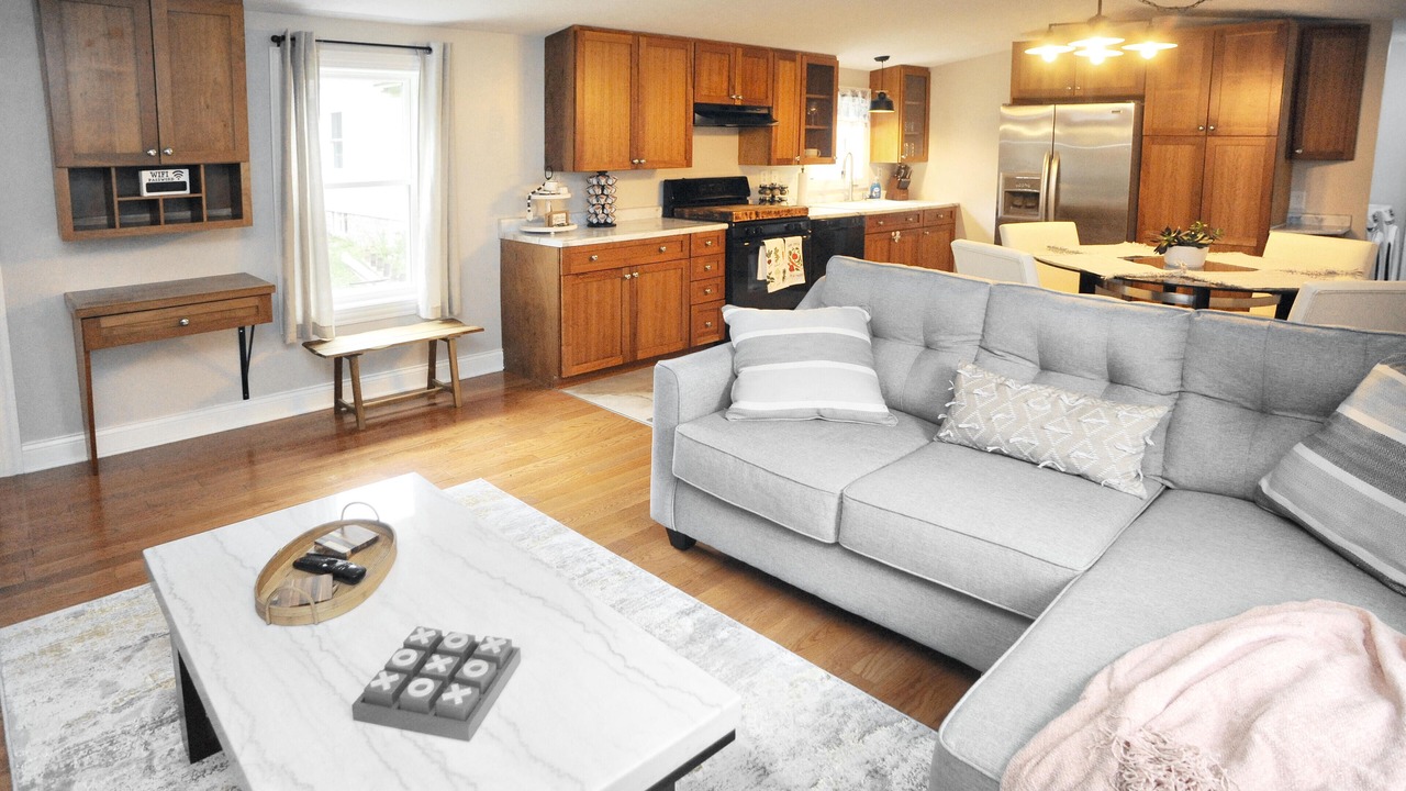 Photo of Livingroom in Wheeler