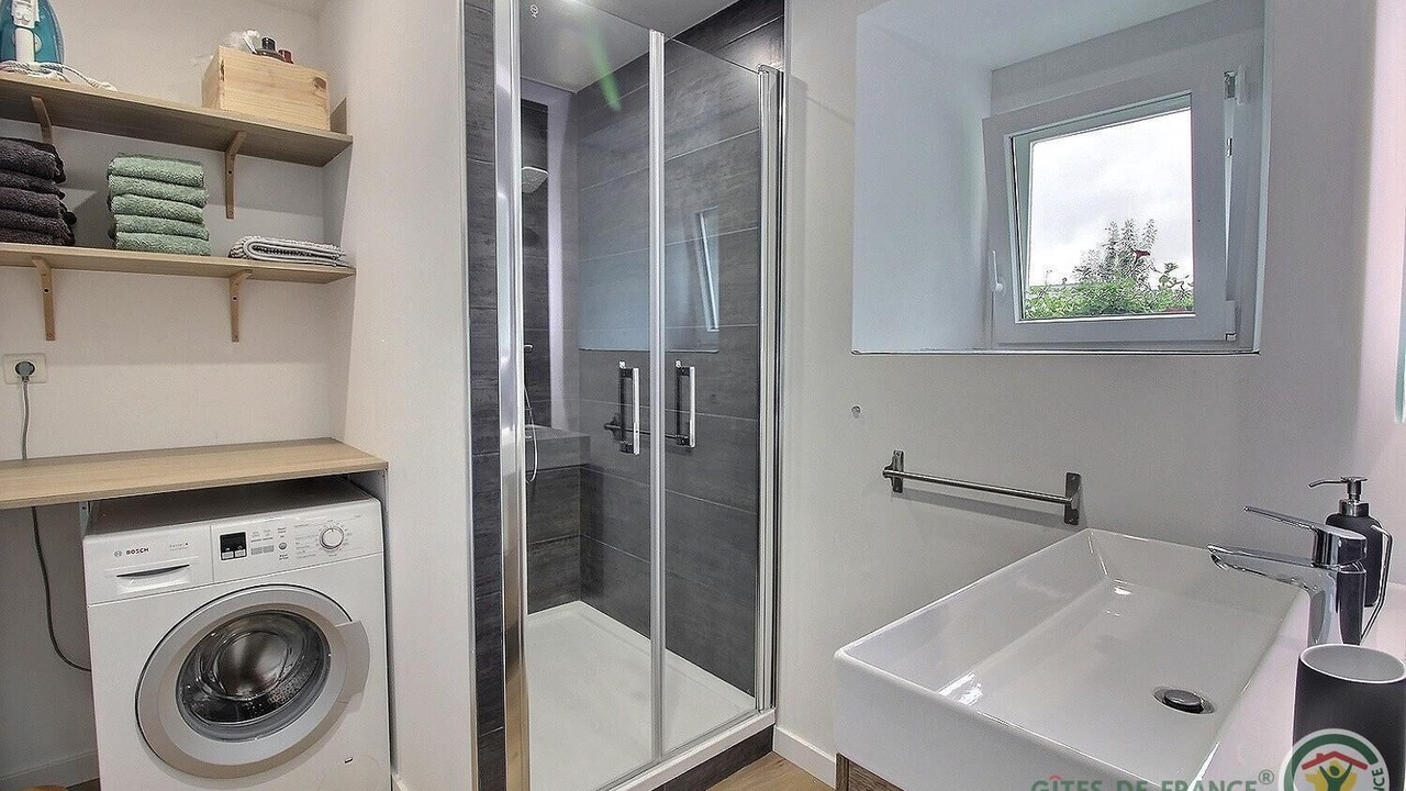 Photo of Bathroom in Tremeloir