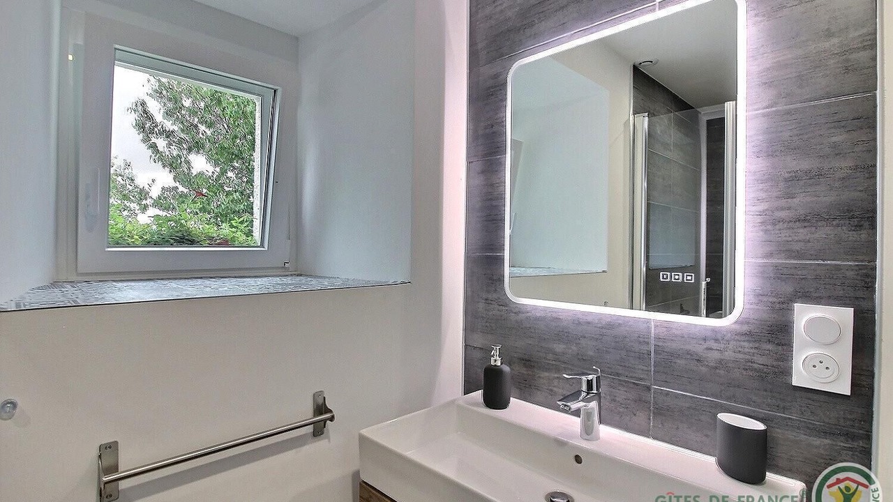 Photo of Bathroom in Tremeloir