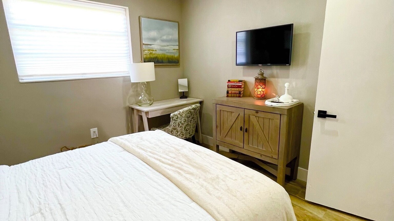 Photo of Bedroom in Sweetwater