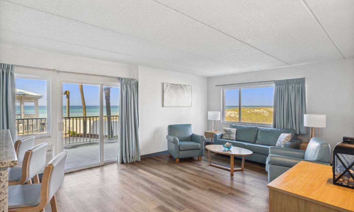 Photo of Livingroom in Fort Bay