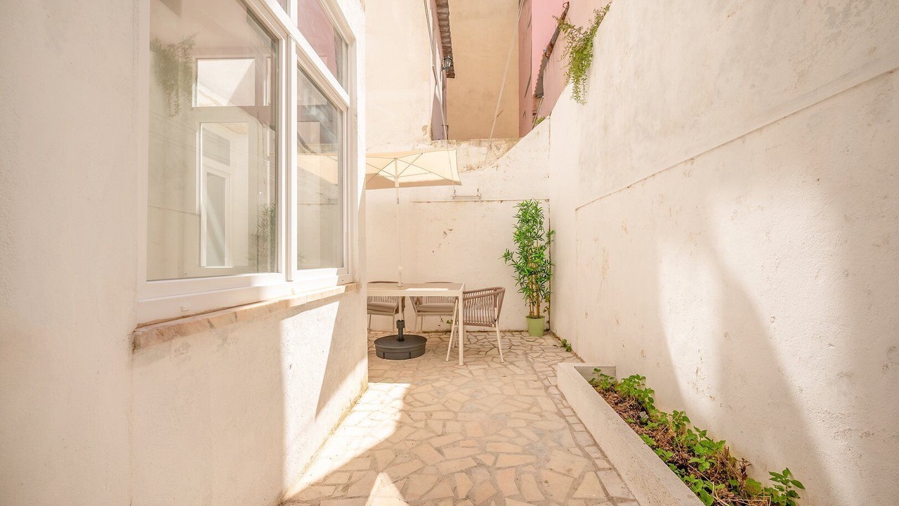 Photo of Outdoor in Santa Engracia