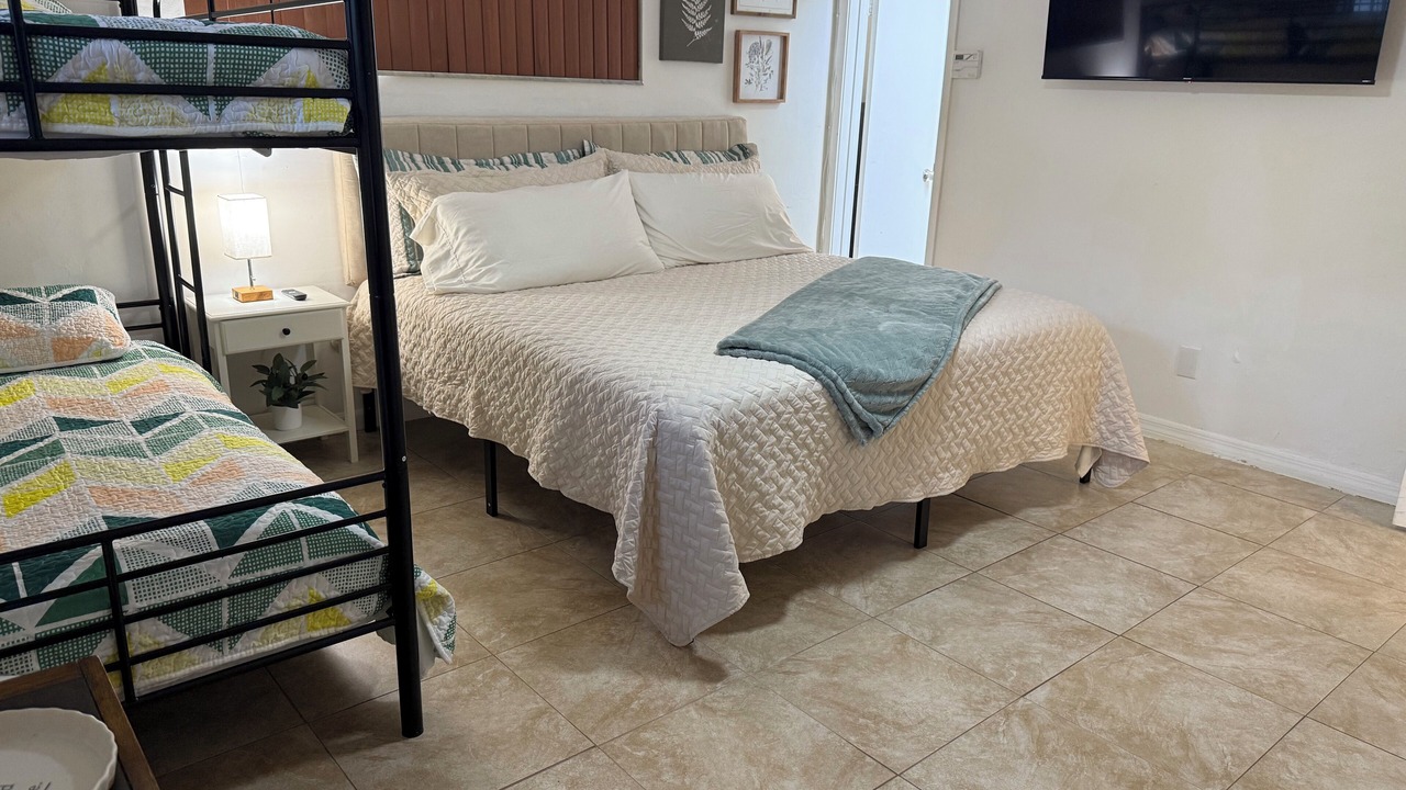 Photo of Bedroom in Pembroke Pines