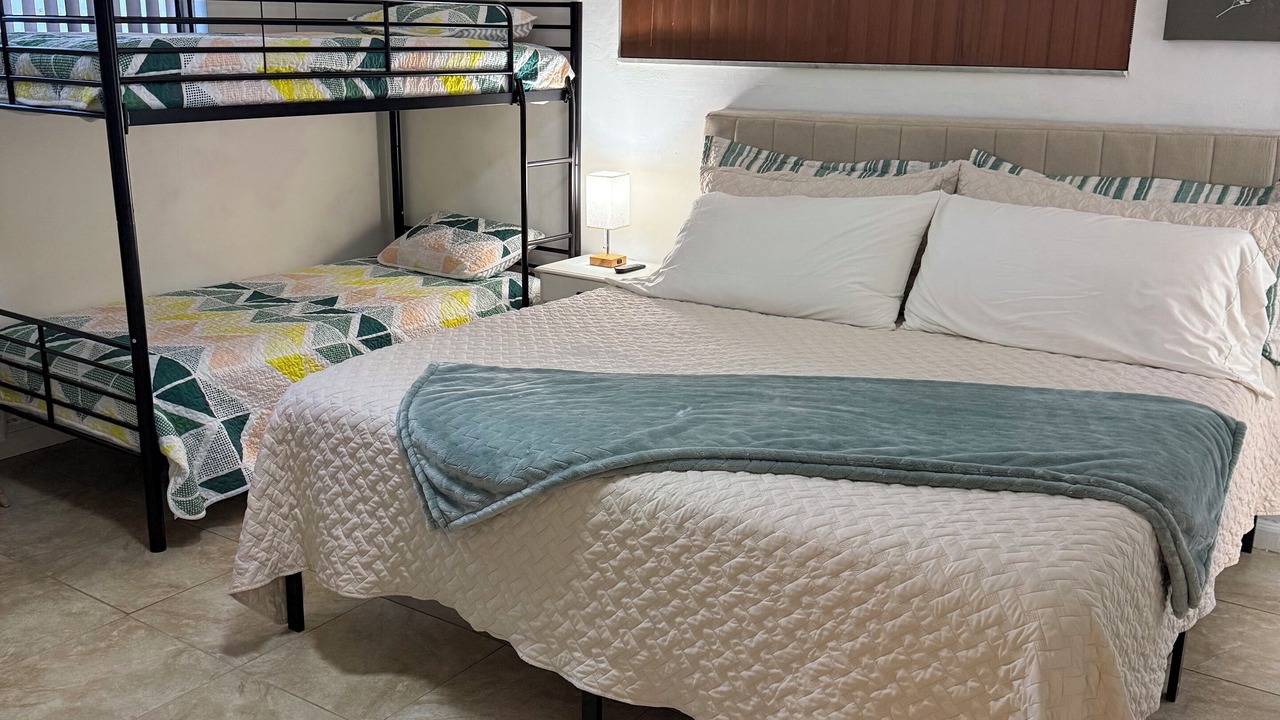 Photo of Bedroom in Pembroke Pines