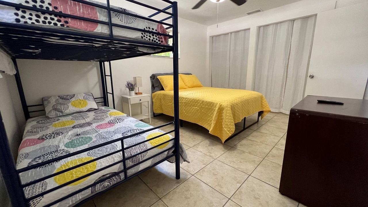 Photo of Bedroom in Pembroke Pines