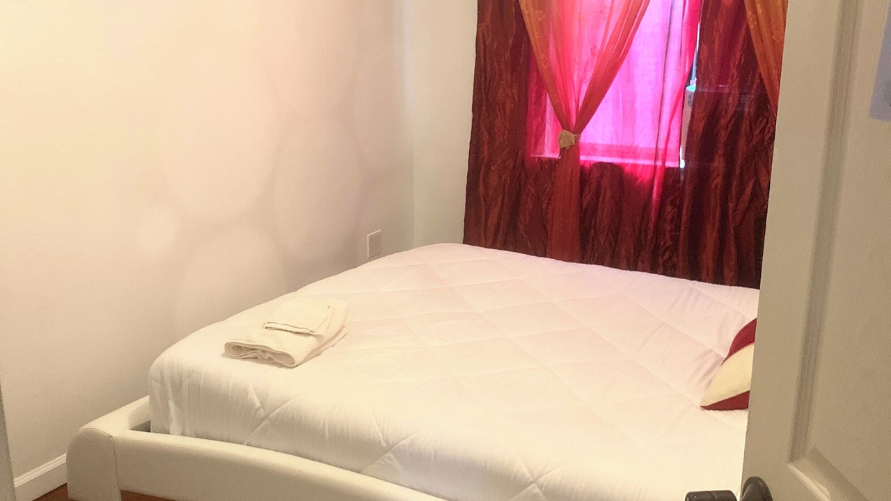 Photo of Bedroom in East Bronx