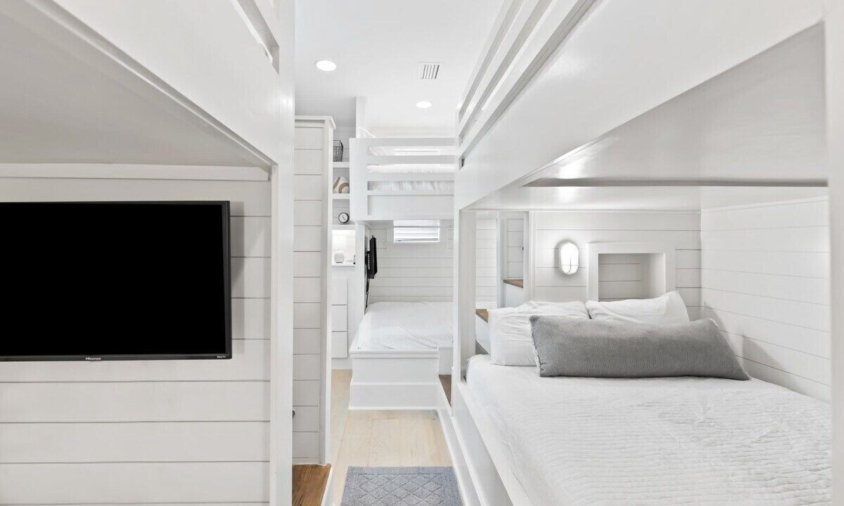Photo of Bedroom in Treetop