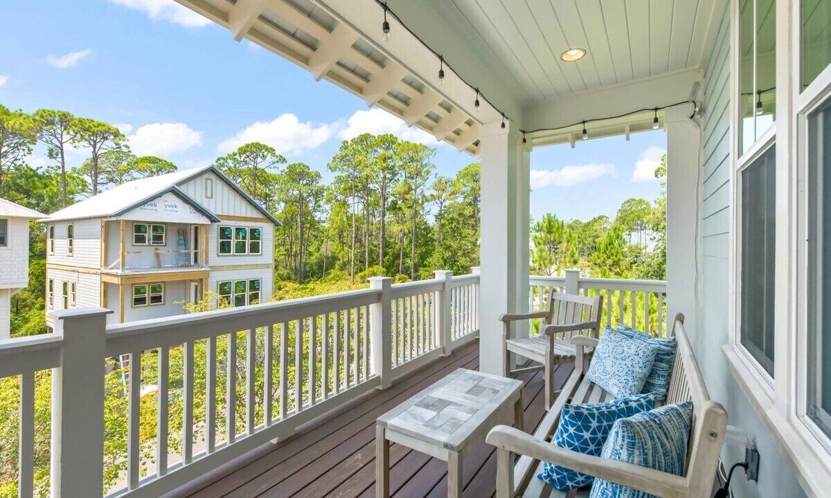 Photo of Outdoor in Treetop
