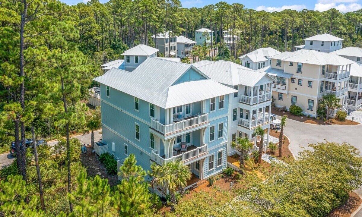 Photo of Outdoor in Treetop