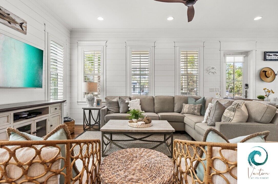 Photo of Livingroom in Lakeside at Blue Mountain Beach
