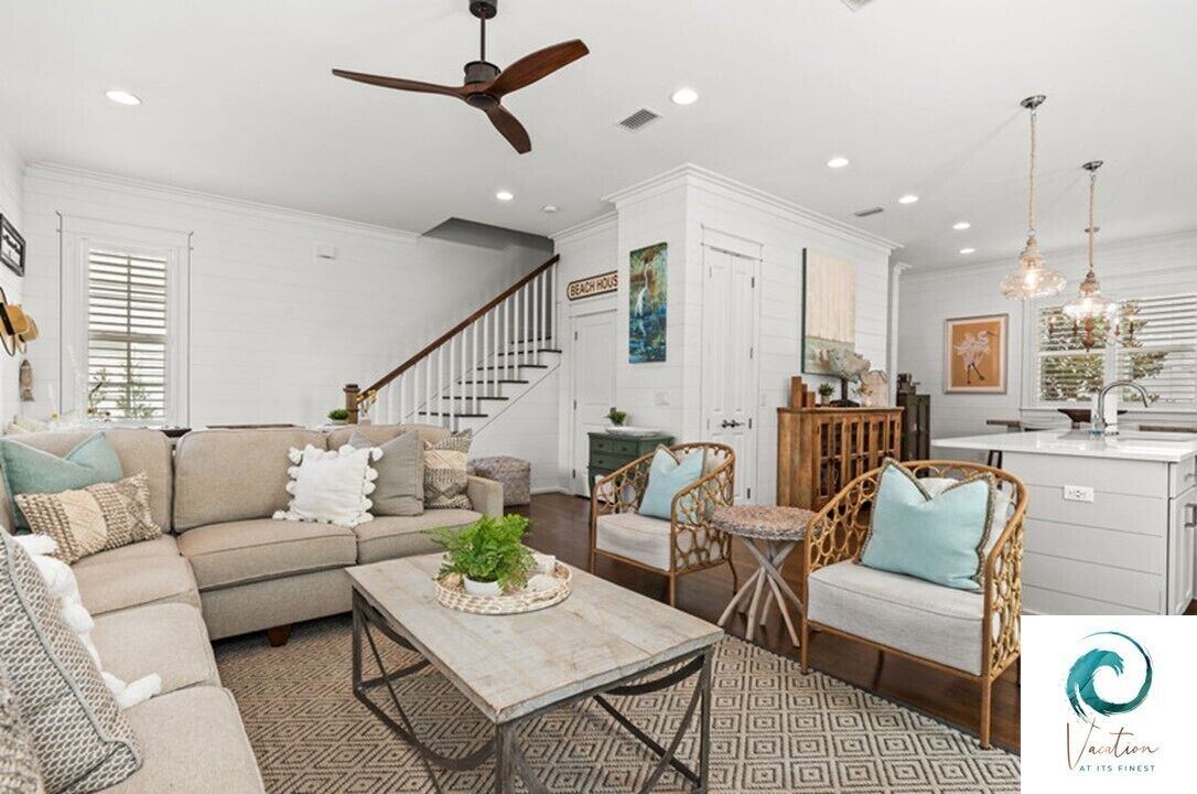 Photo of Livingroom in Lakeside at Blue Mountain Beach