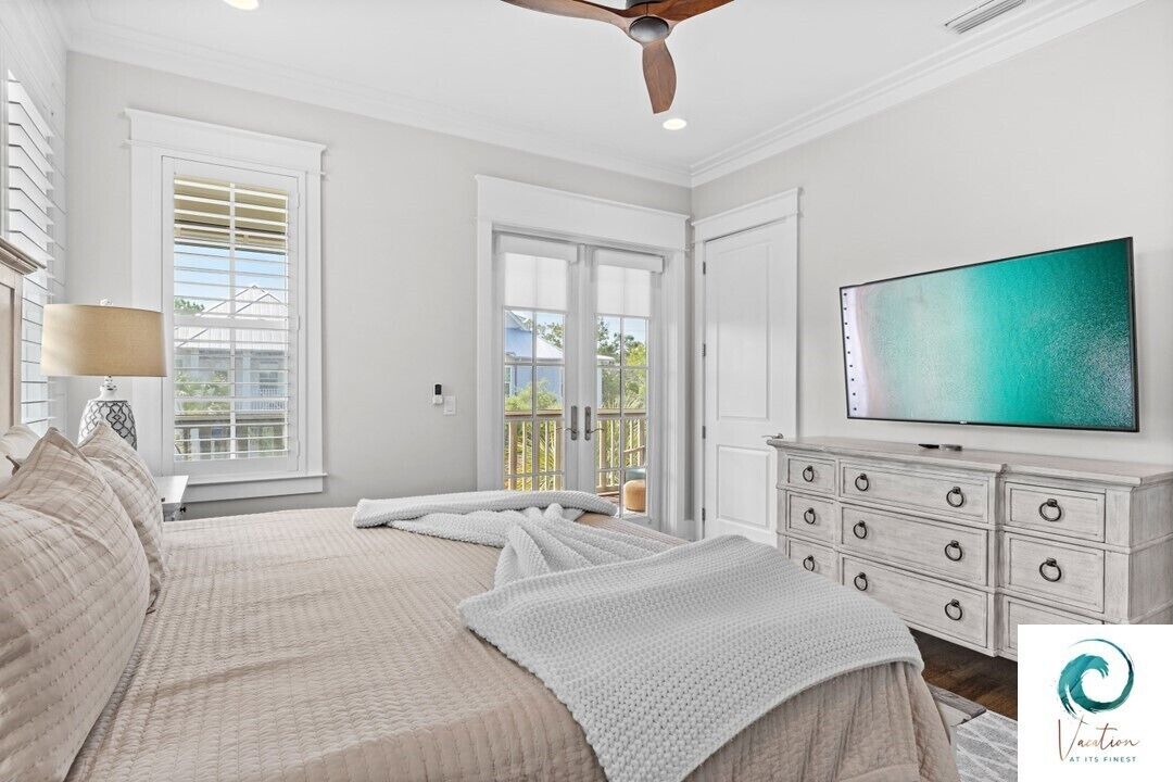 Photo of Bedroom in Lakeside at Blue Mountain Beach