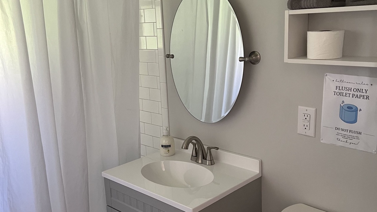 Photo of Bathroom in East Glenville