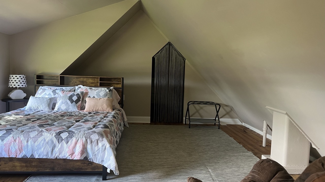 Photo of Bedroom in East Glenville