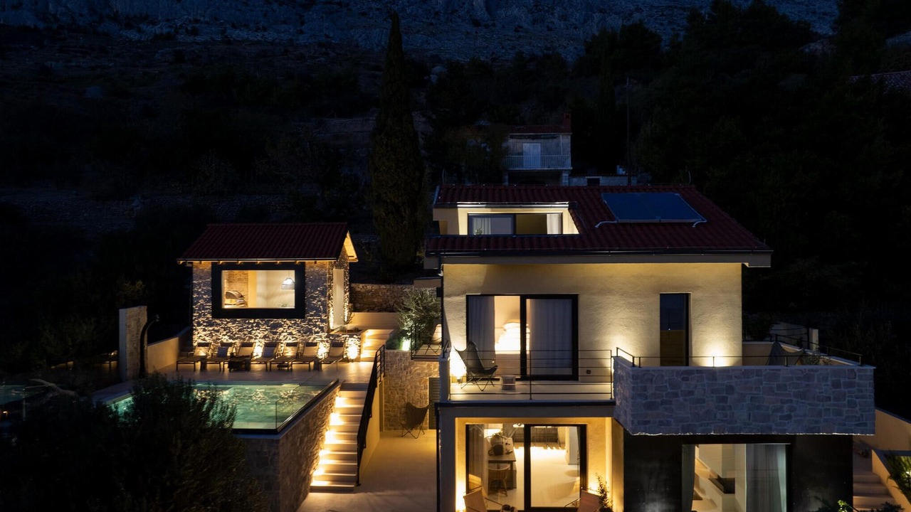 Photo of Outdoor in Medici