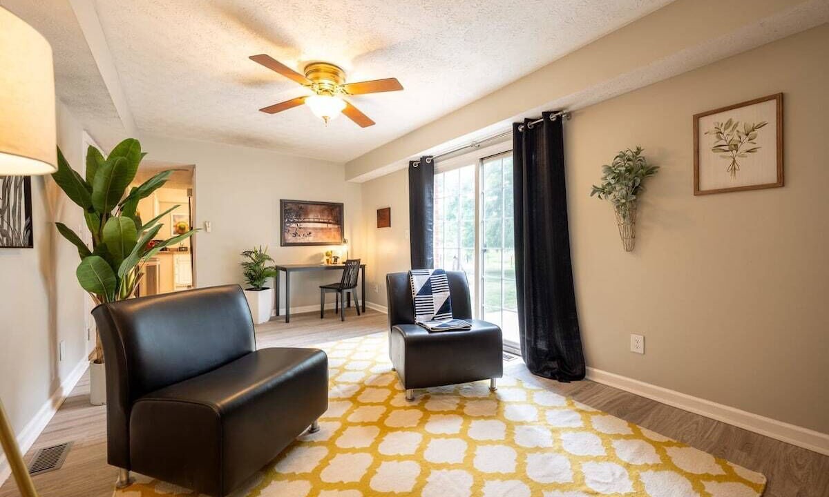 Photo of Livingroom in Acton