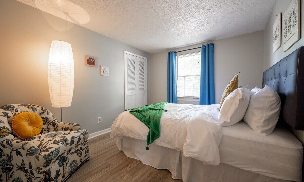 Photo of Bedroom in Acton