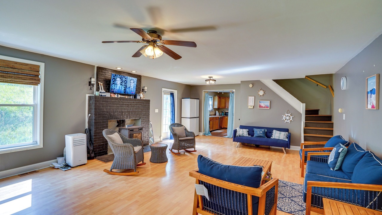 Photo of Livingroom in West Sand Lake