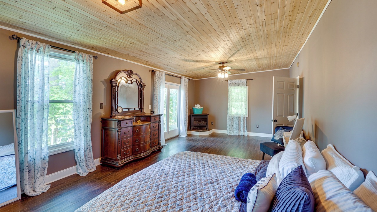 Photo of Bedroom in West Sand Lake