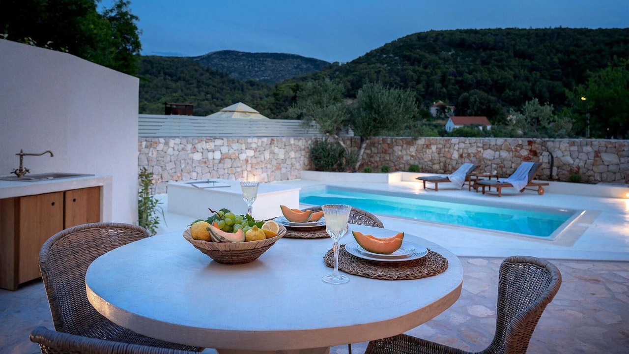 Photo of Outdoor in Dol