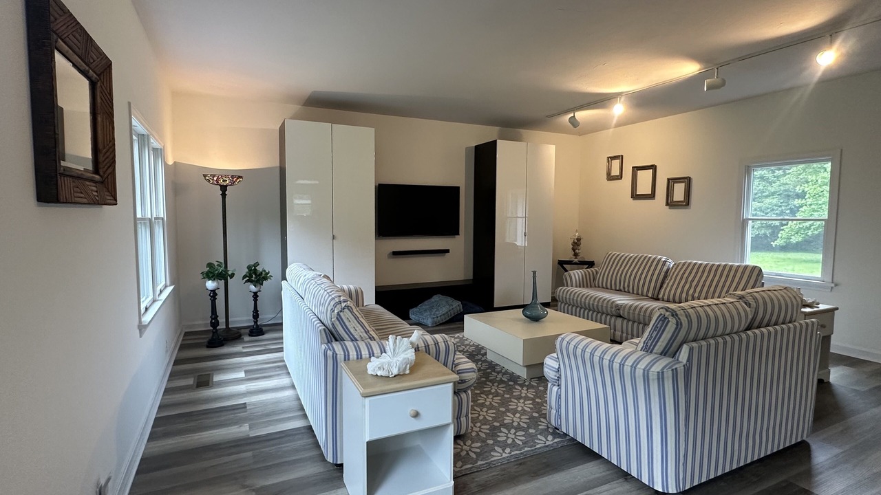Photo of Bedroom in Lagoon Heights
