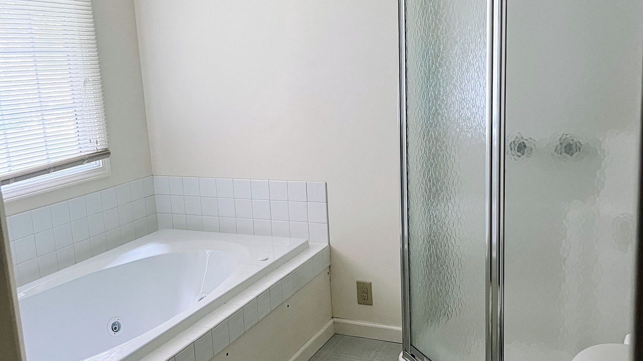 Photo of Bathroom in Wolfe