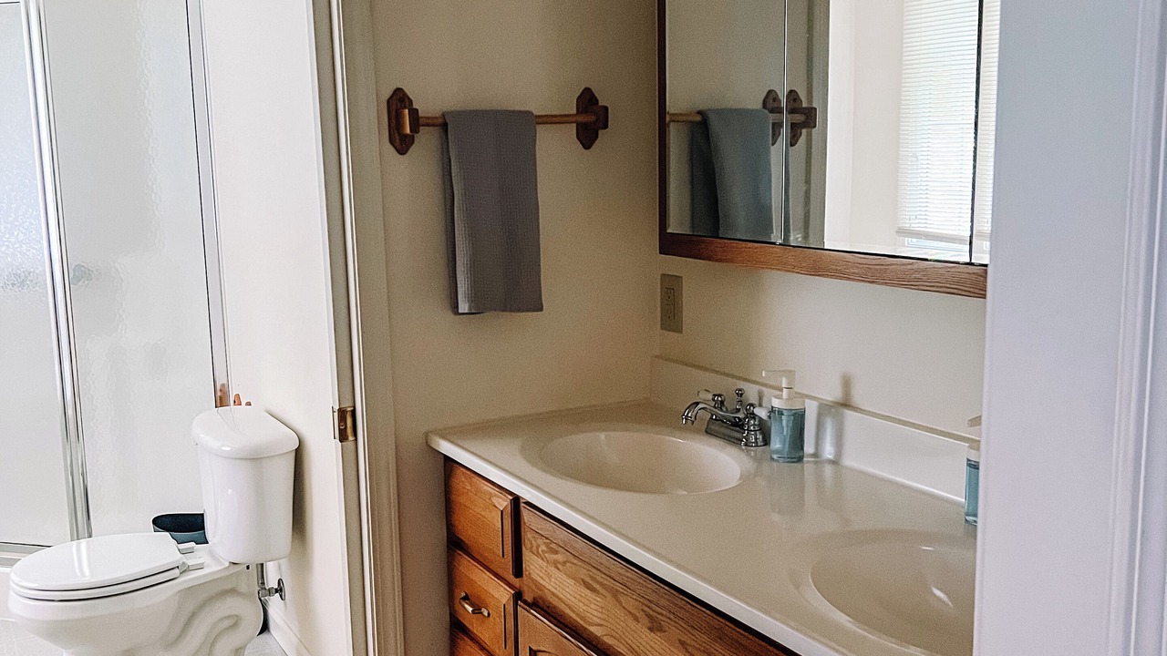 Photo of Bathroom in Wolfe