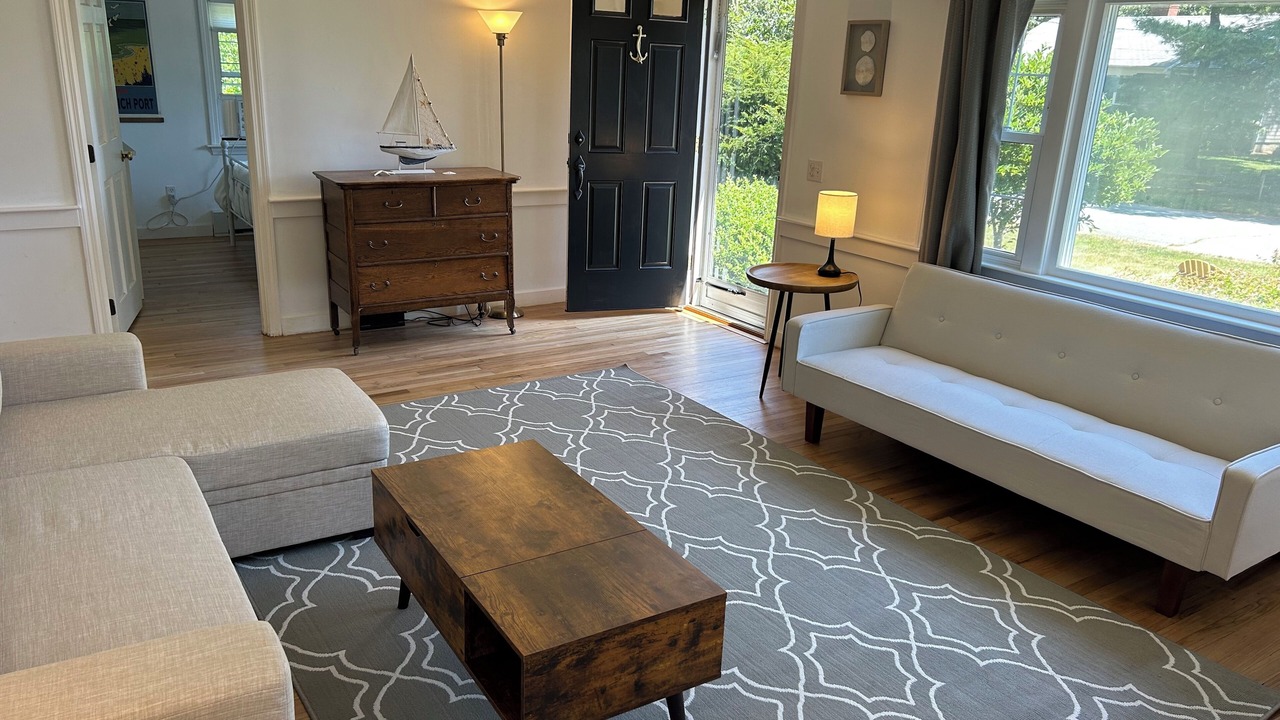 Photo of Livingroom in Harwich Port