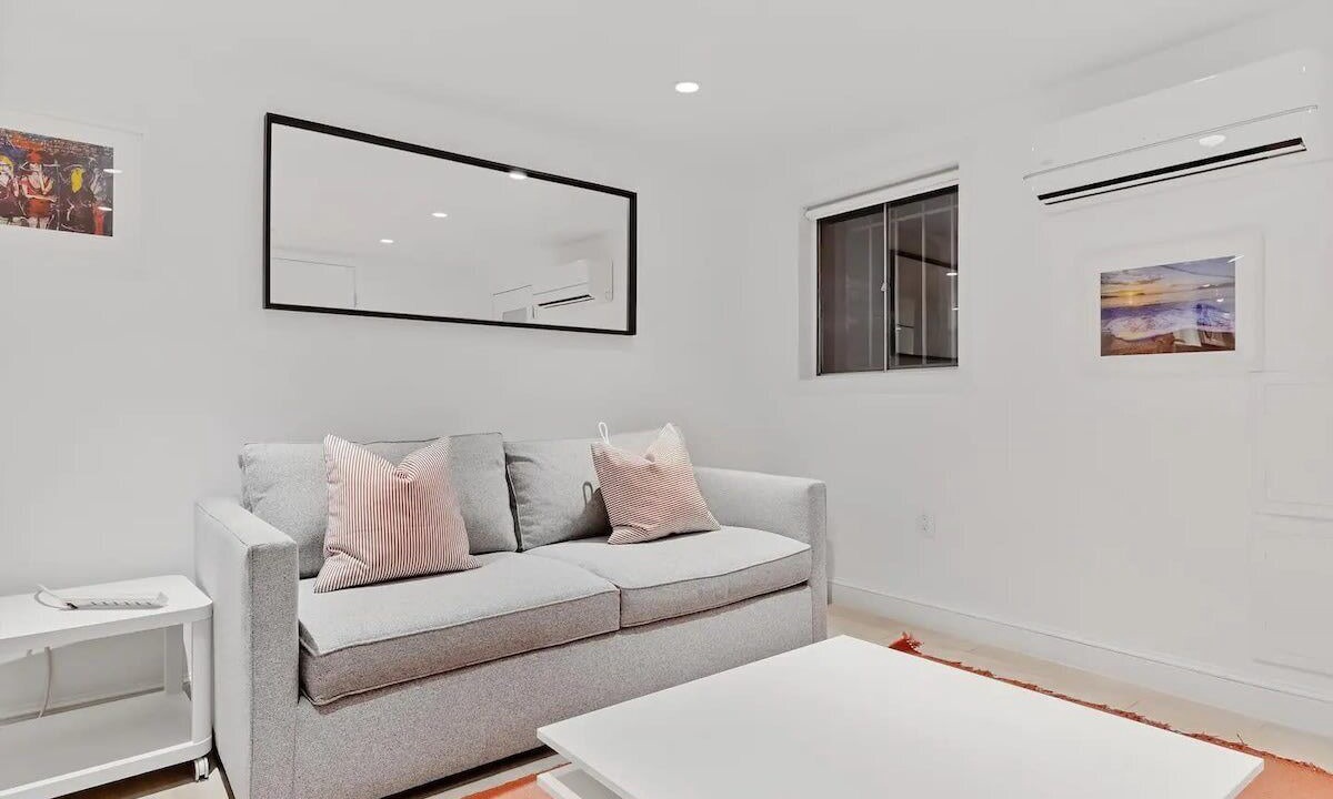 Photo of Livingroom in Dupont Circle