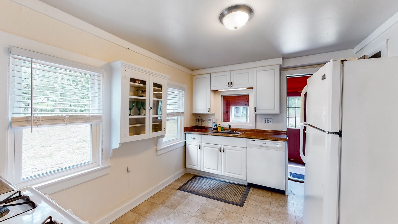 Photo of Kitchen in Queensbury