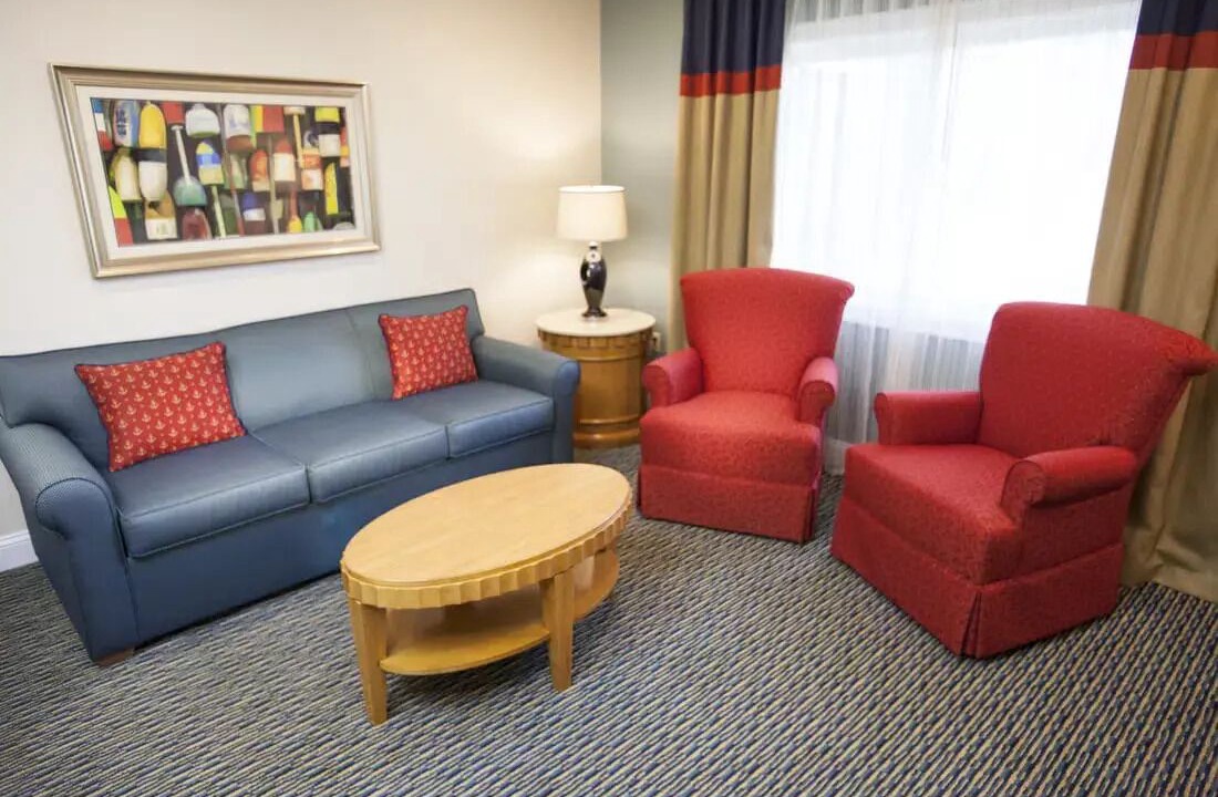 Photo of Livingroom in West Yarmouth