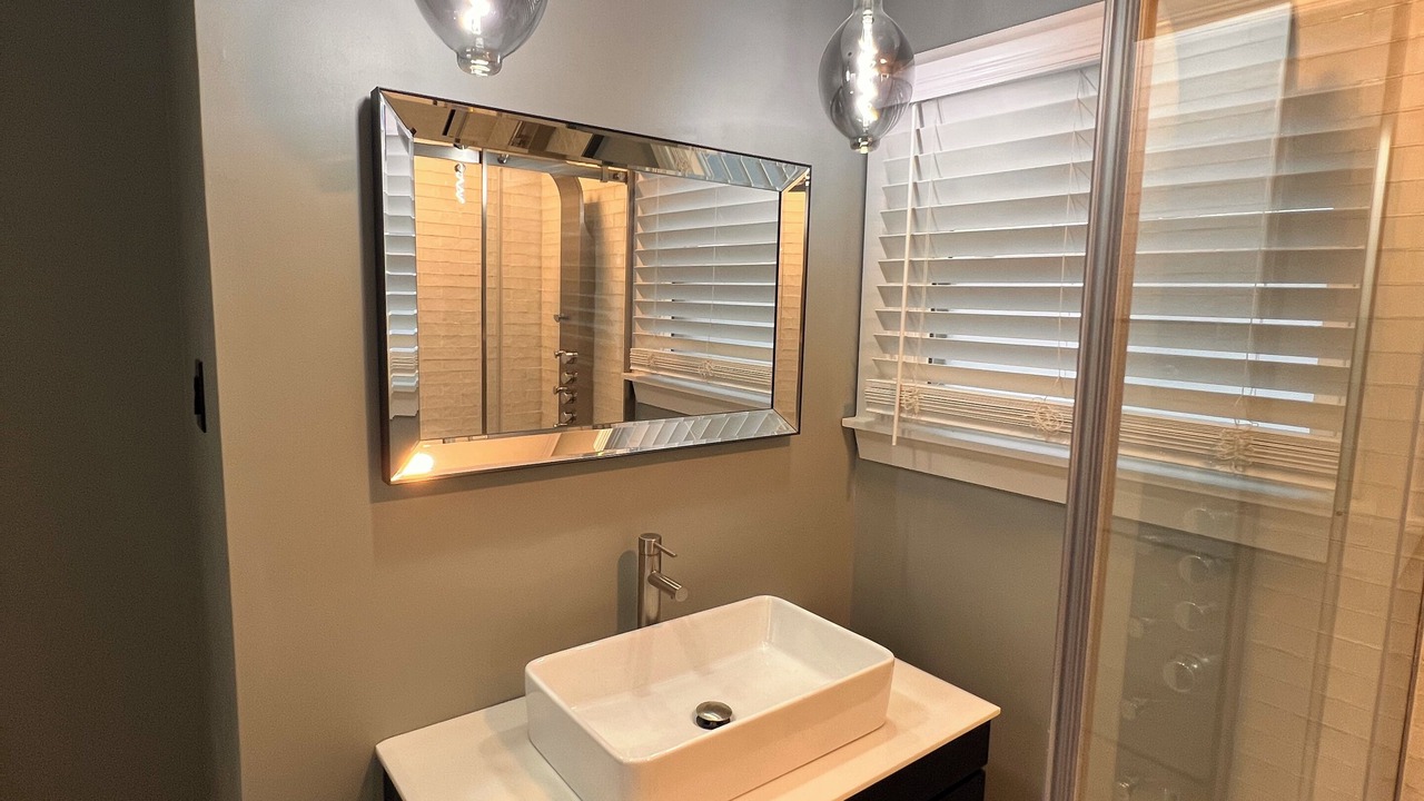 Photo of Bathroom in Chickasaw