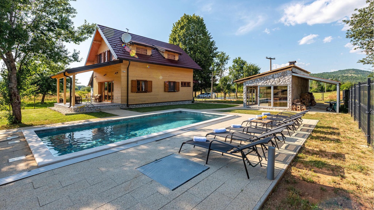 Photo of Outdoor in Lovinac