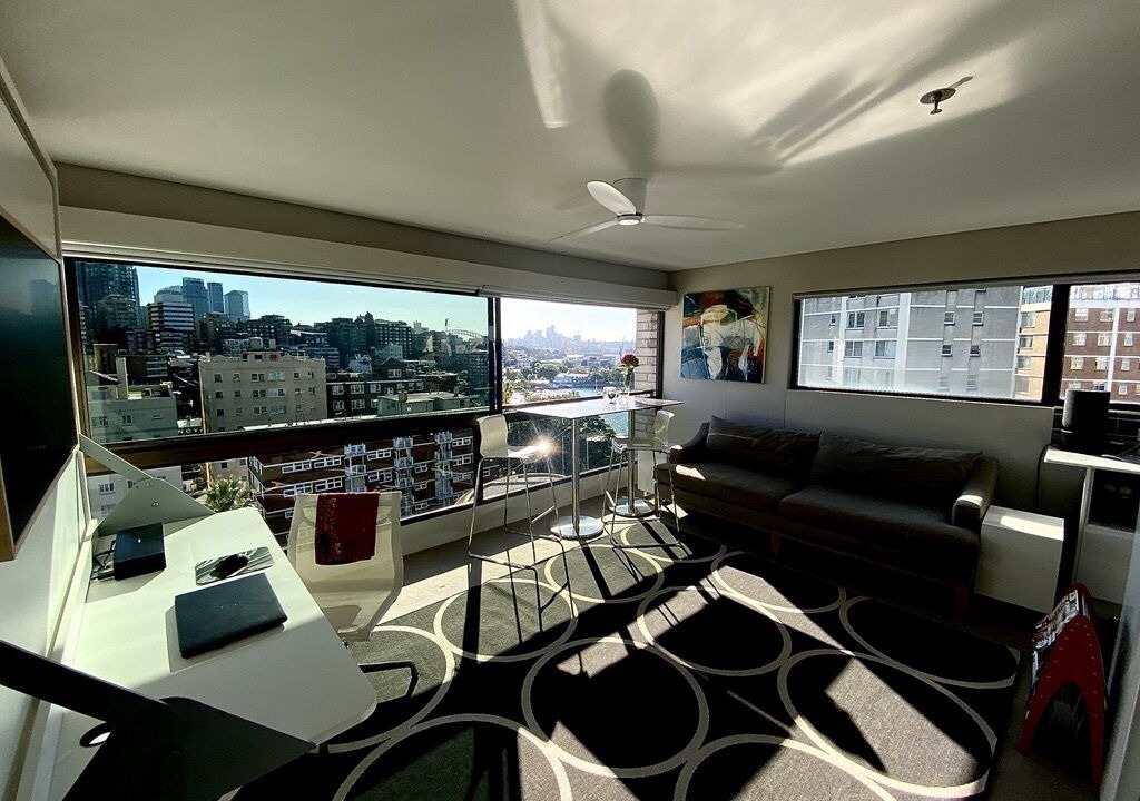 Photo of Livingroom in Elizabeth Bay