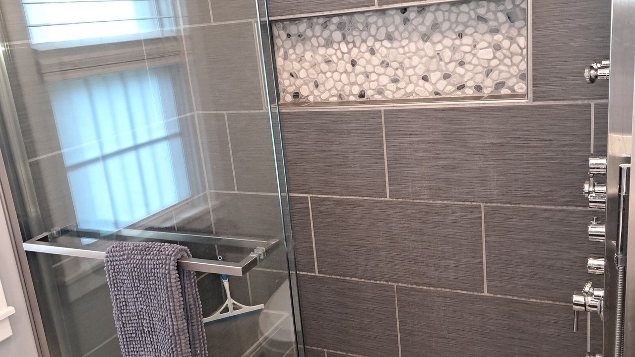 Photo of Bathroom in Arcade