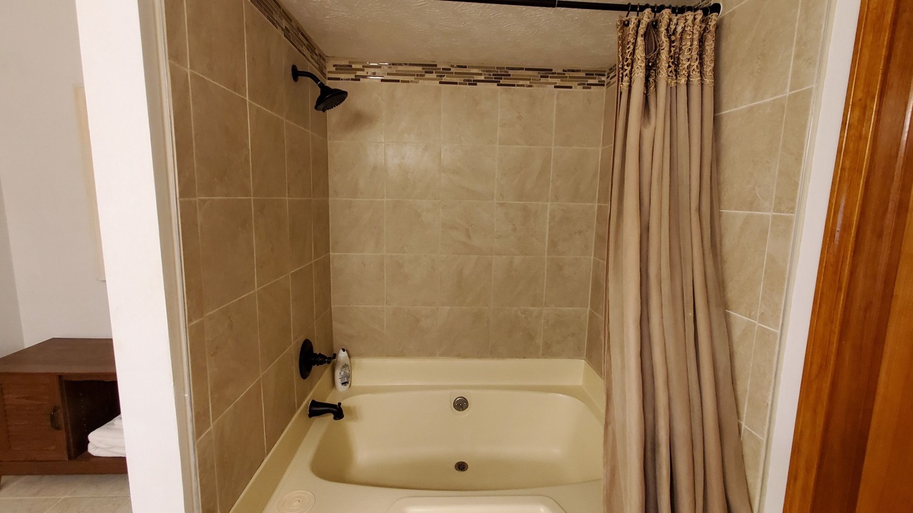 Photo of Bathroom in Wayne
