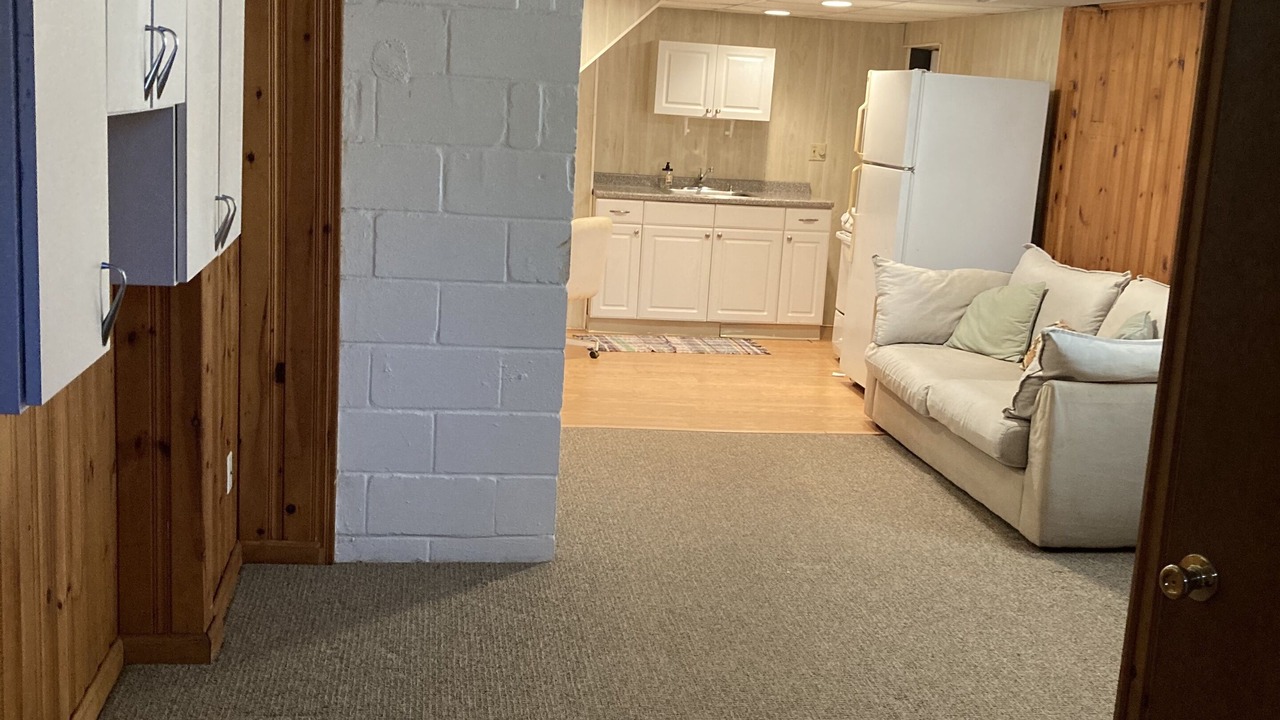 Photo of Livingroom in Wading River